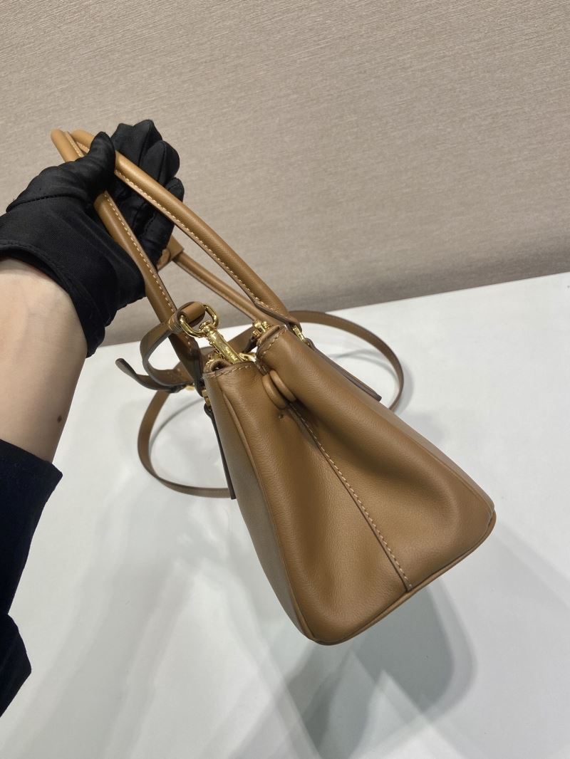 Pra*a top handle bags